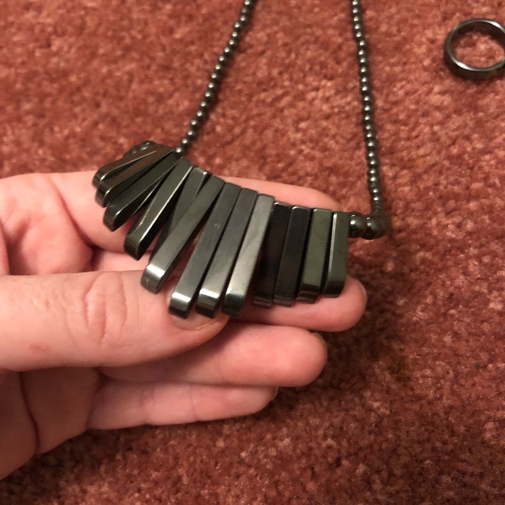 Hematite Jewelry Lot - Picture 5 of 8